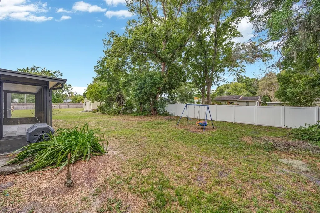 407 1st Avenue NE Lutz FL 33549