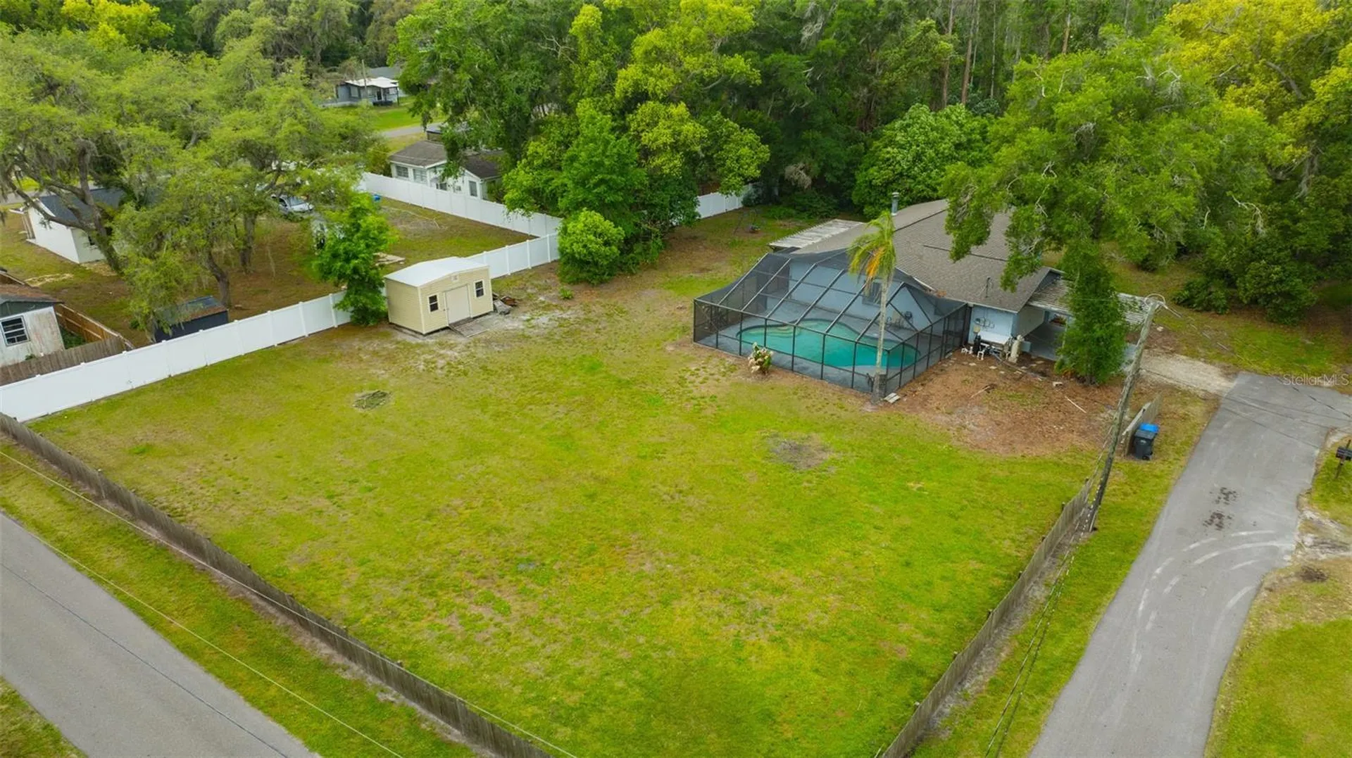 407 1st Avenue NE Lutz FL 33549