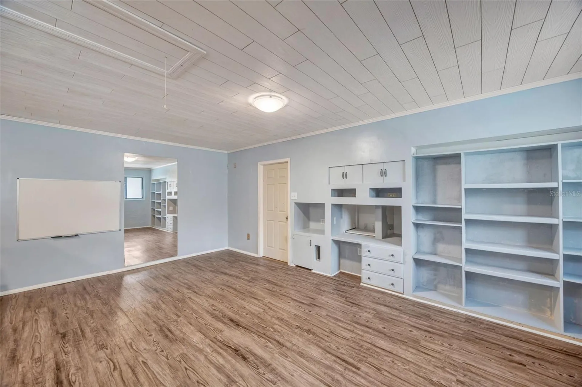 407 1st Avenue NE Lutz FL 33549