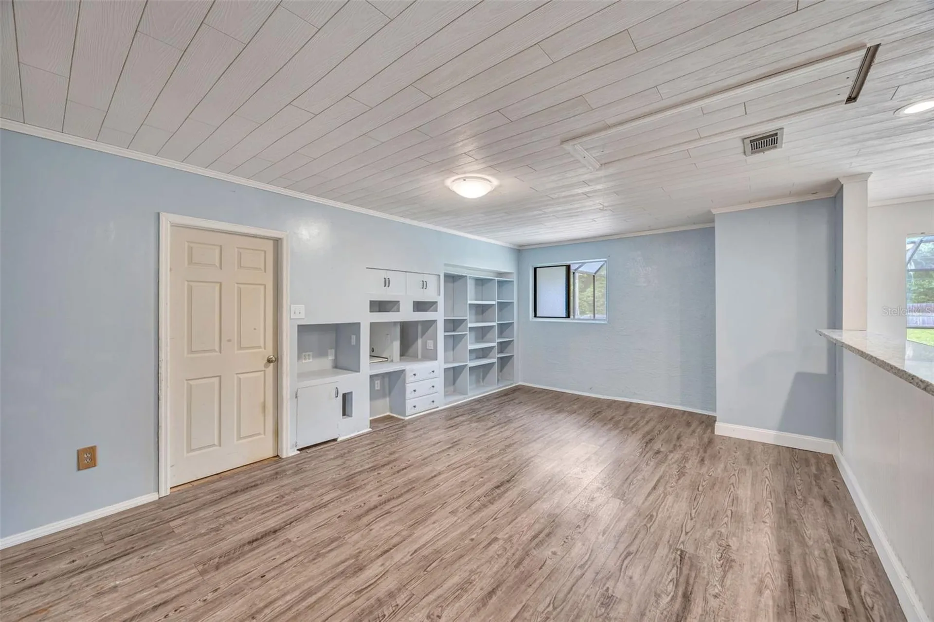 407 1st Avenue NE Lutz FL 33549