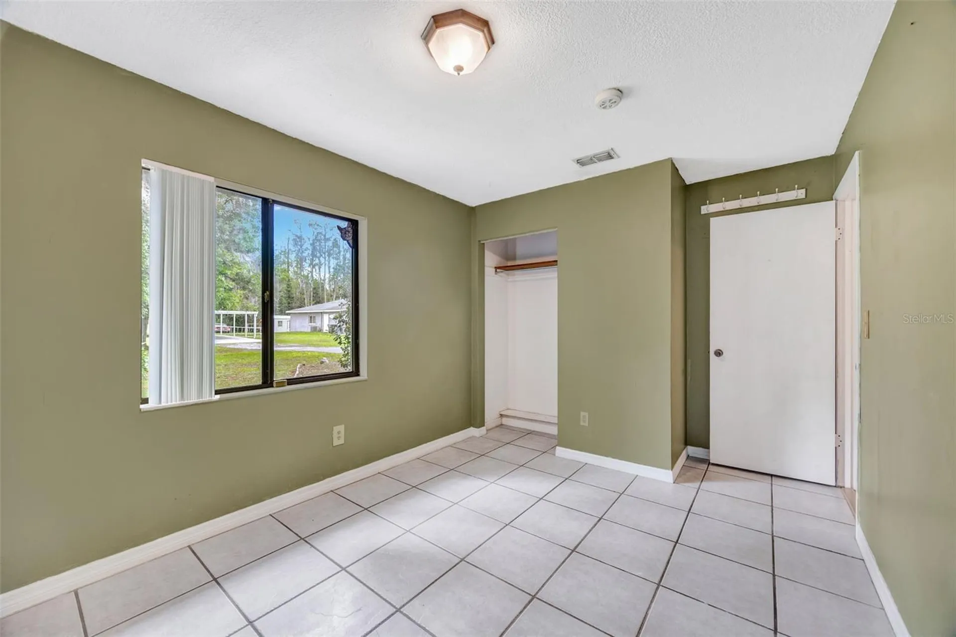 407 1st Avenue NE Lutz FL 33549