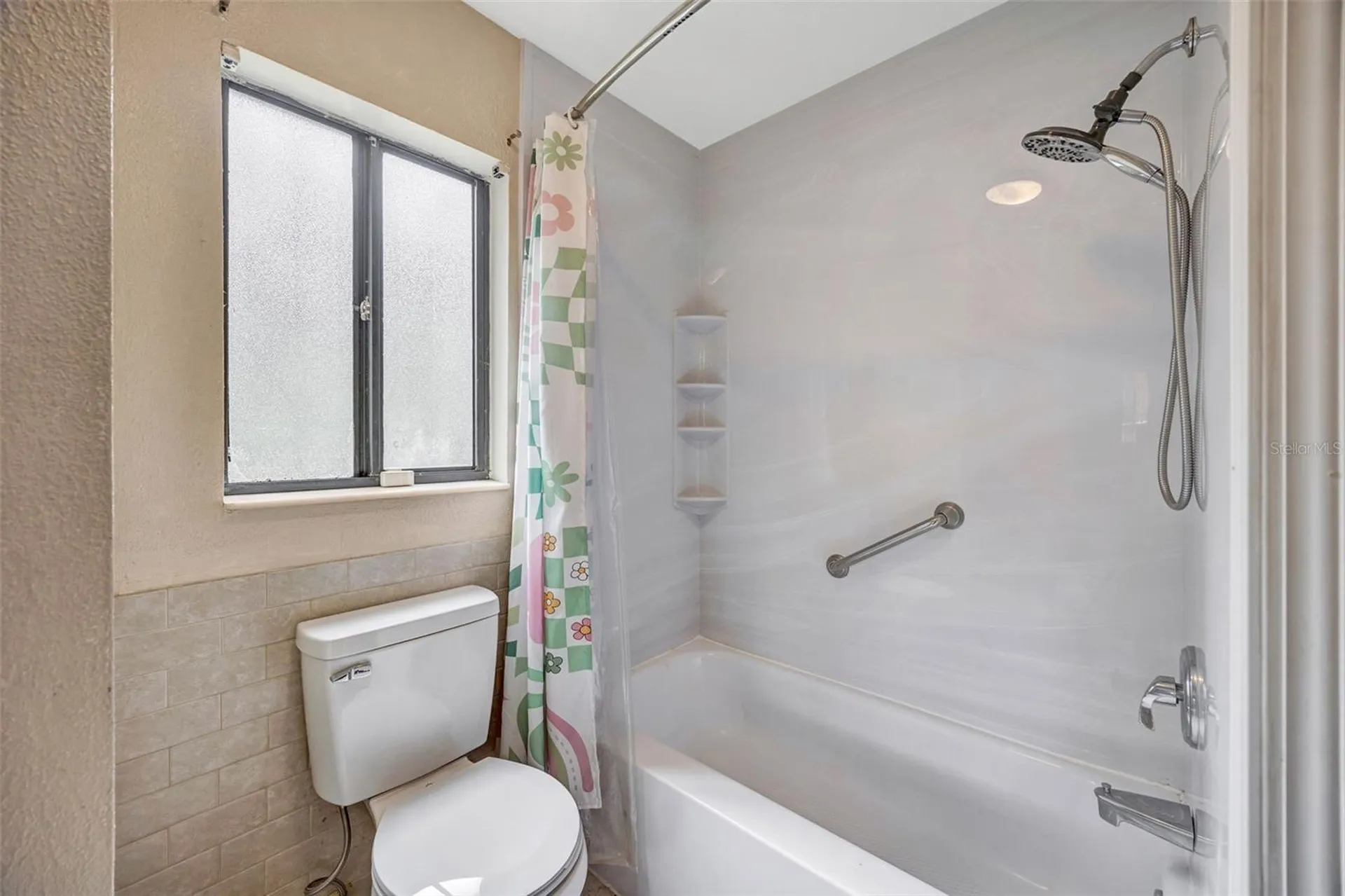 407 1st Avenue NE Lutz FL 33549