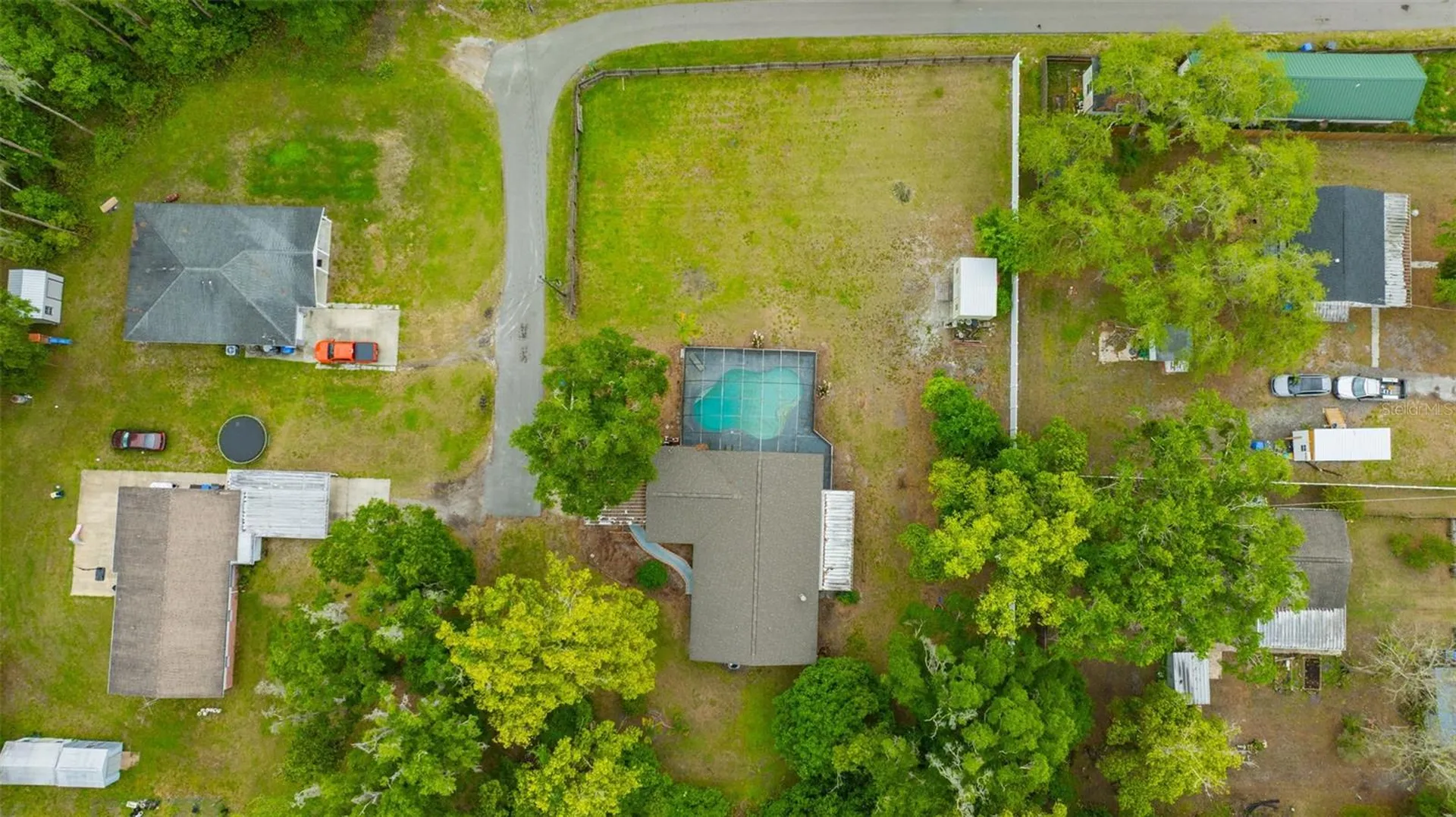 407 1st Avenue NE Lutz FL 33549