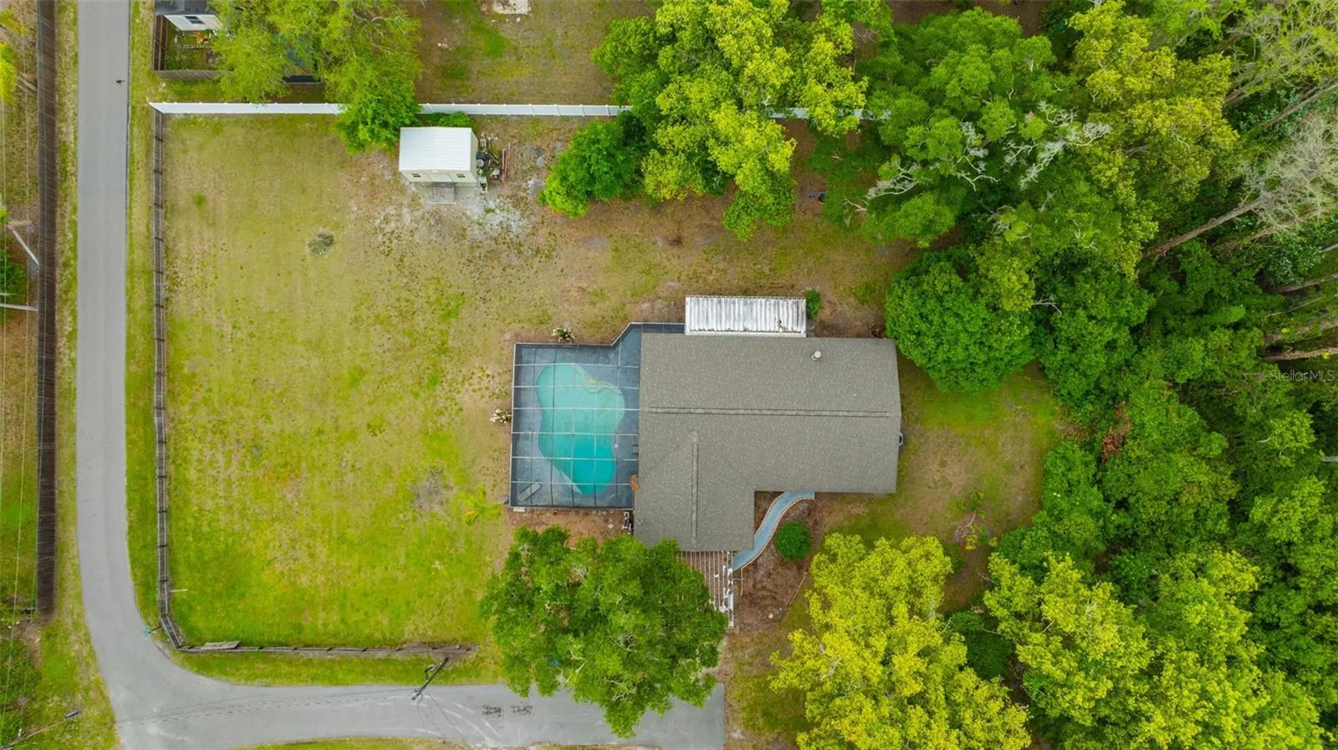 407 1st Avenue NE Lutz FL 33549