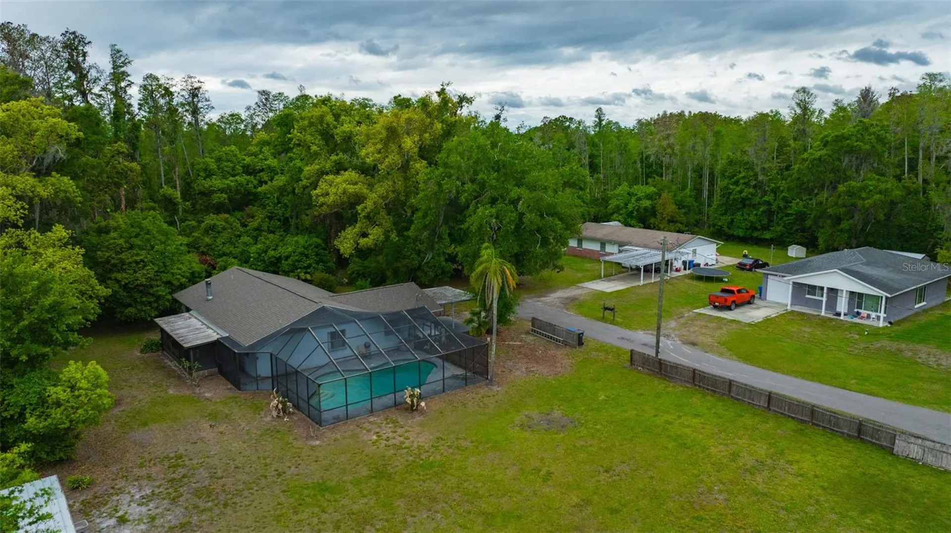 407 1st Avenue NE Lutz FL 33549