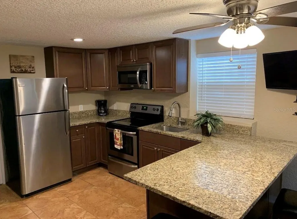 2512 Musselwhite Avenue Orlando FL 32804