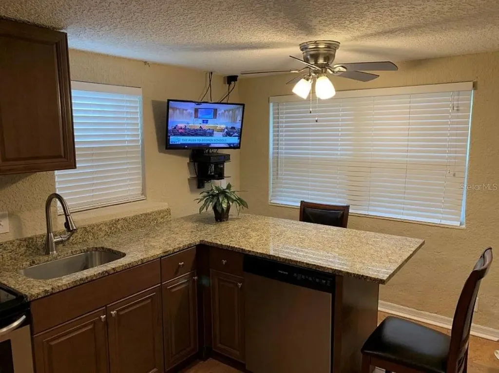 2512 Musselwhite Avenue Orlando FL 32804