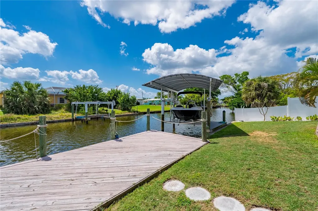671 Sharon Circle Port Charlotte FL 33952