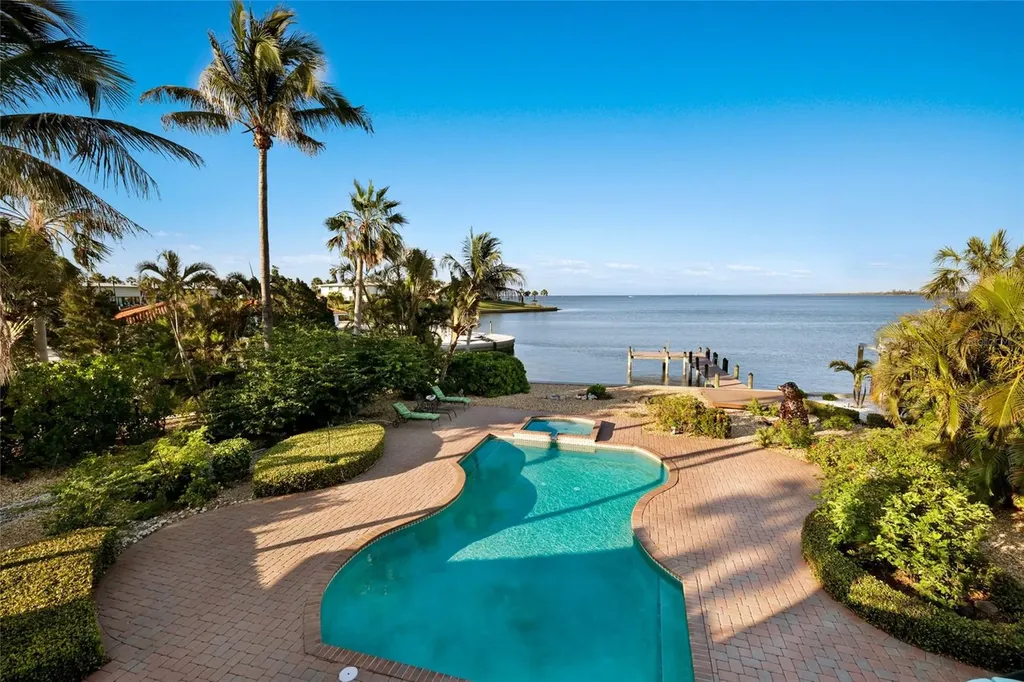 518 58th Street Holmes Beach FL 34217