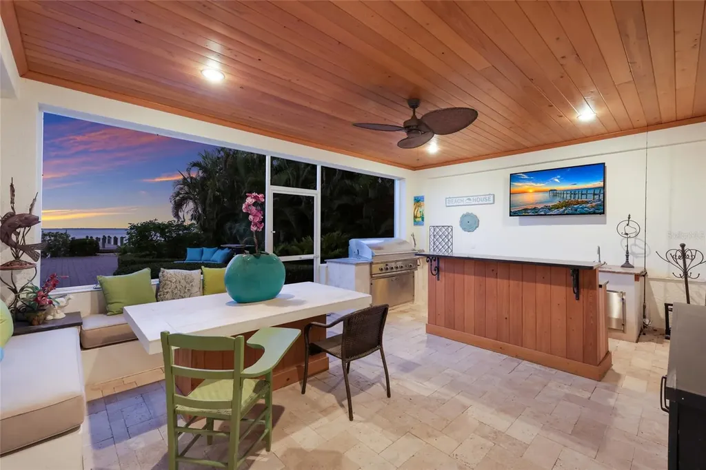 518 58th Street Holmes Beach FL 34217