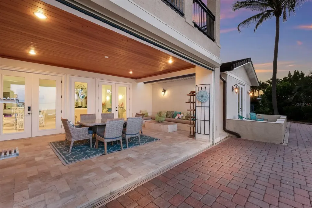 518 58th Street Holmes Beach FL 34217