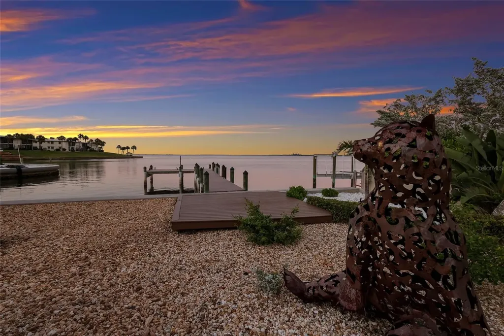 518 58th Street Holmes Beach FL 34217