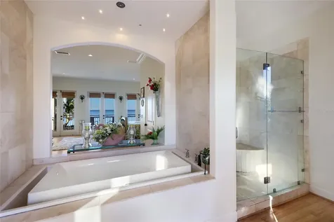 518 58th Street Holmes Beach FL 34217