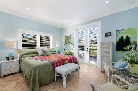 518 58th Street Holmes Beach FL 34217