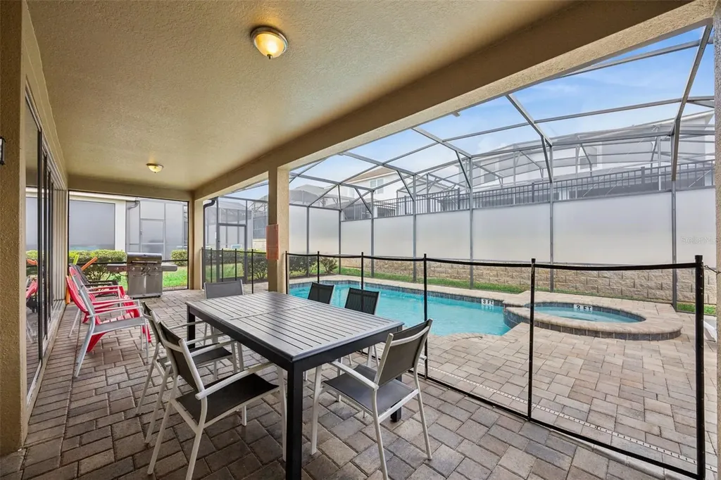 9008 Sunshine Ridge Loop Kissimmee FL 34747