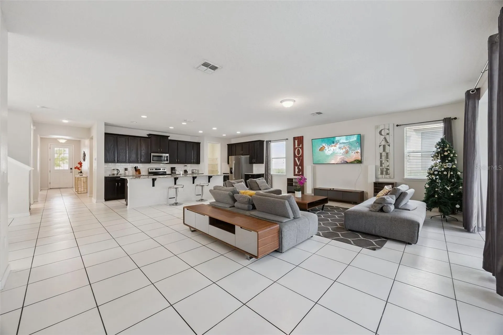 9008 Sunshine Ridge Loop Kissimmee FL 34747