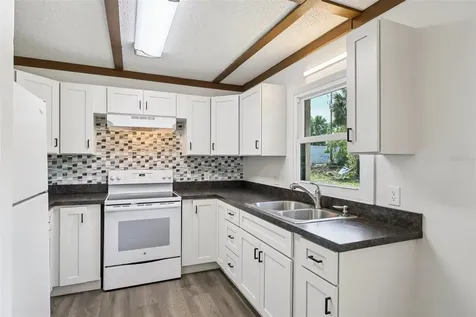 6814 Battlefield Parkway Bushnell FL 33513
