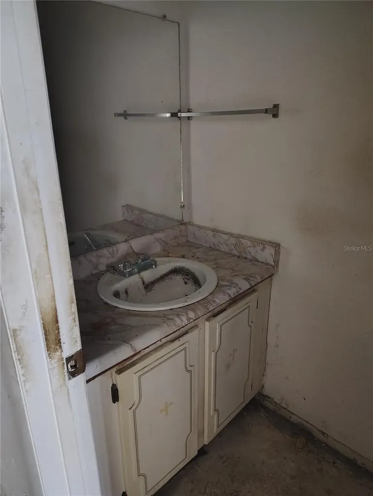 3996 Crayrich Circle Orlando FL 32839