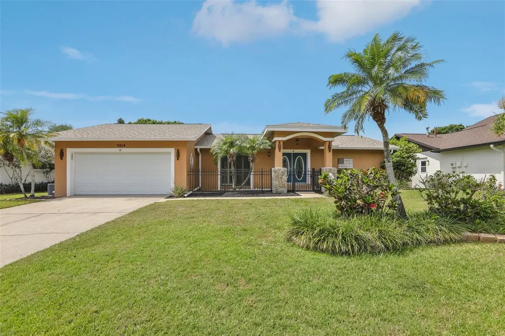 5916 Oakhurst Drive Seminole FL 33772