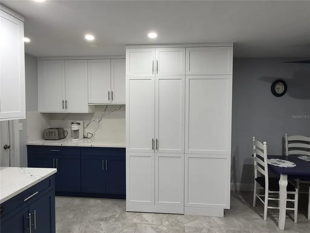 5916 Oakhurst Drive Seminole FL 33772
