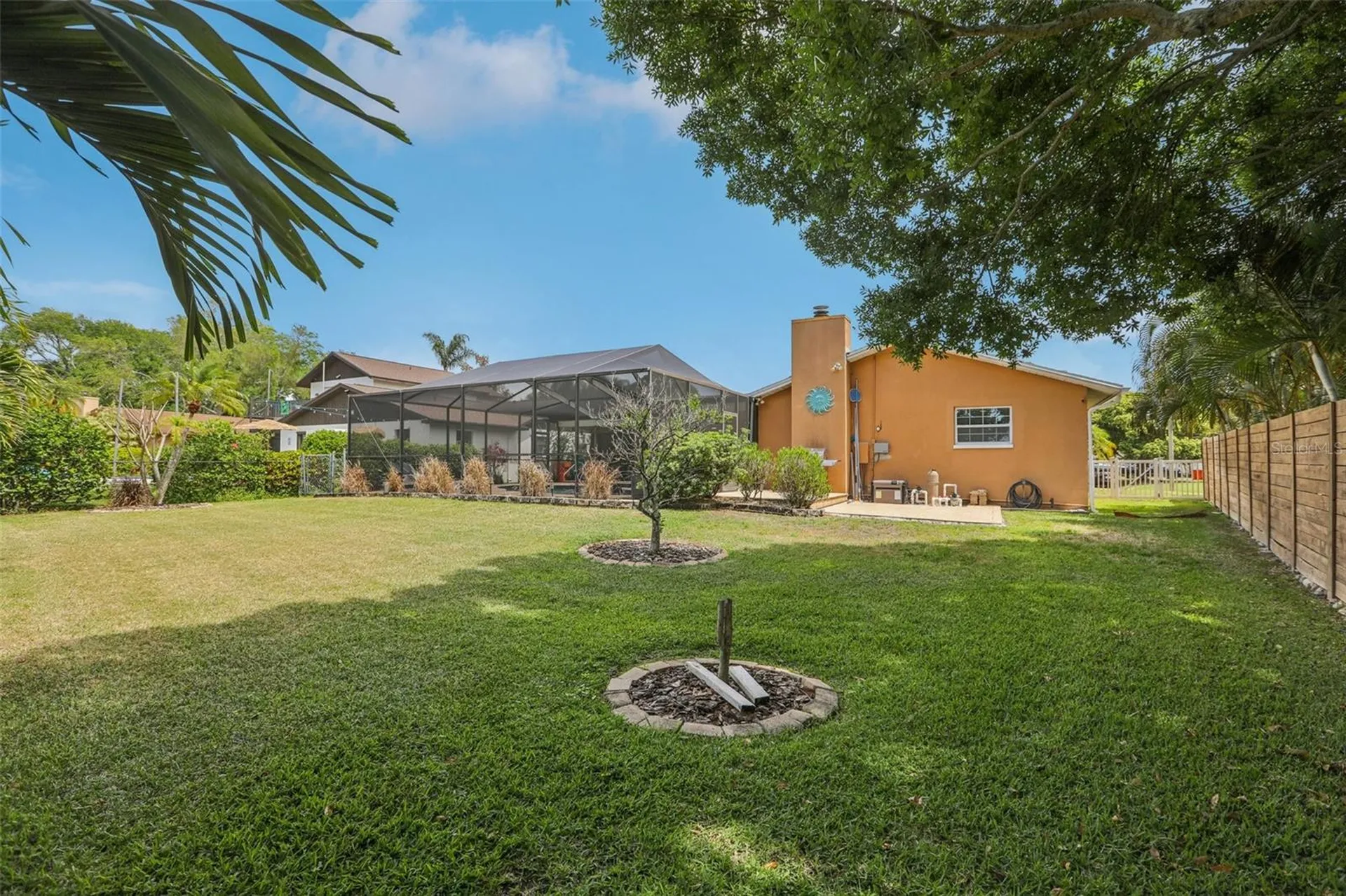 5916 Oakhurst Drive Seminole FL 33772