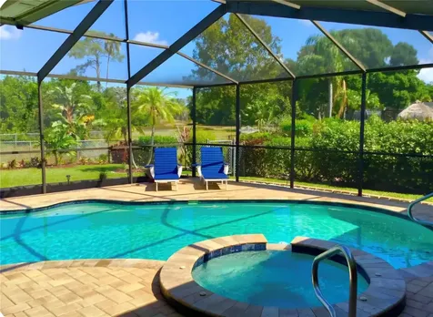 5916 Oakhurst Drive Seminole FL 33772