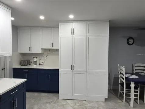 5916 Oakhurst Drive Seminole FL 33772