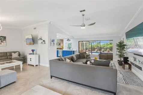 5916 Oakhurst Drive Seminole FL 33772