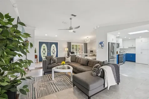 5916 Oakhurst Drive Seminole FL 33772