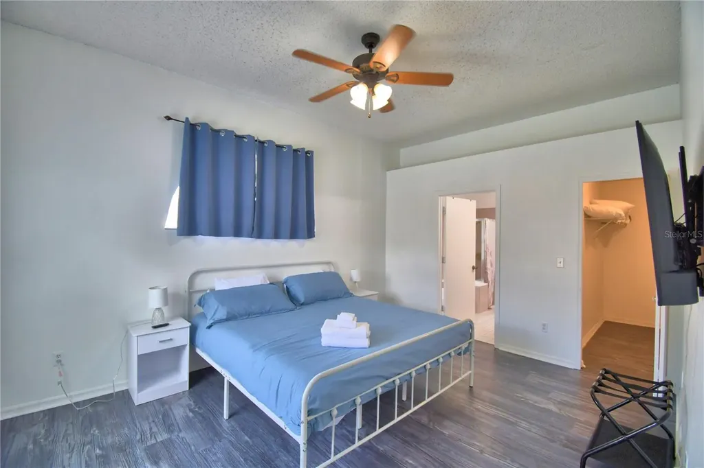 2935 Dickens Circle Kissimmee FL 34747