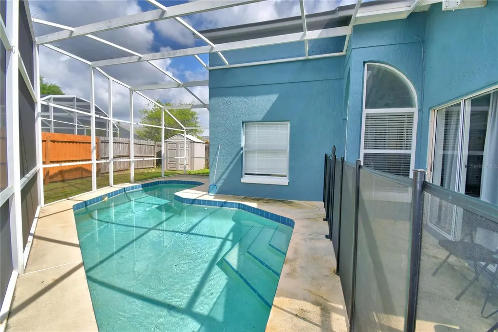 2935 Dickens Circle Kissimmee FL 34747