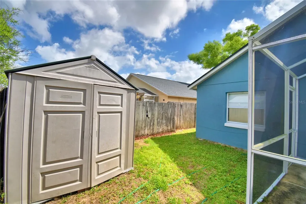 2935 Dickens Circle Kissimmee FL 34747