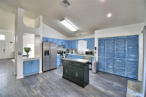 2935 Dickens Circle Kissimmee FL 34747