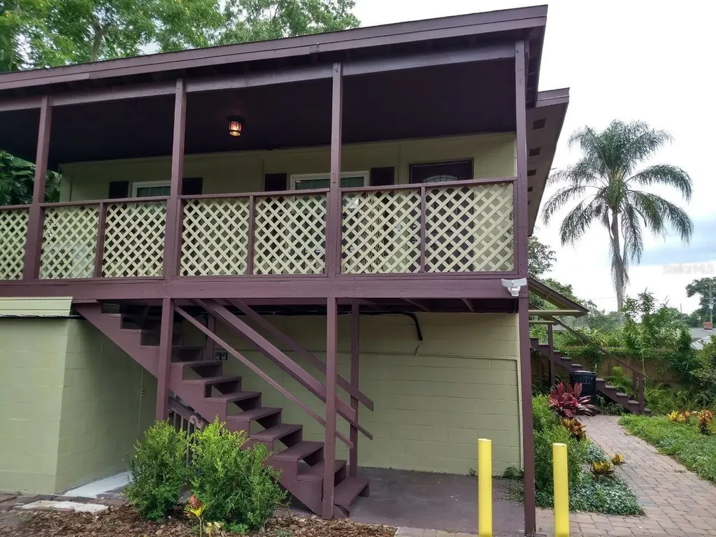 2512 Musselwhite Avenue Orlando FL 32804