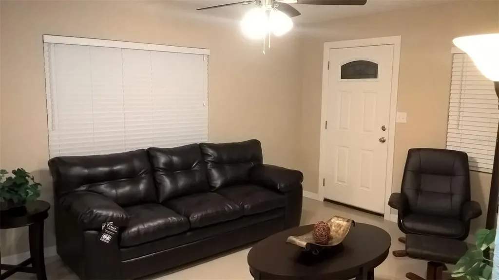 2512 Musselwhite Avenue Orlando FL 32804