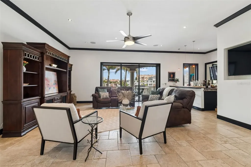 108 Bayside Drive Clearwater Beach FL 33767