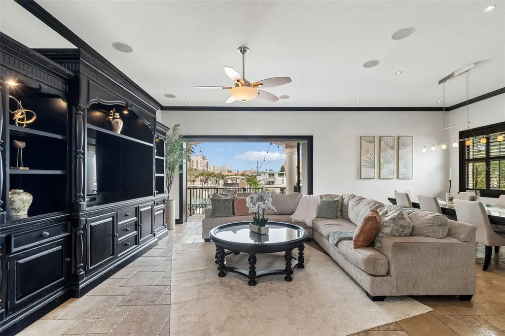 108 Bayside Drive Clearwater Beach FL 33767