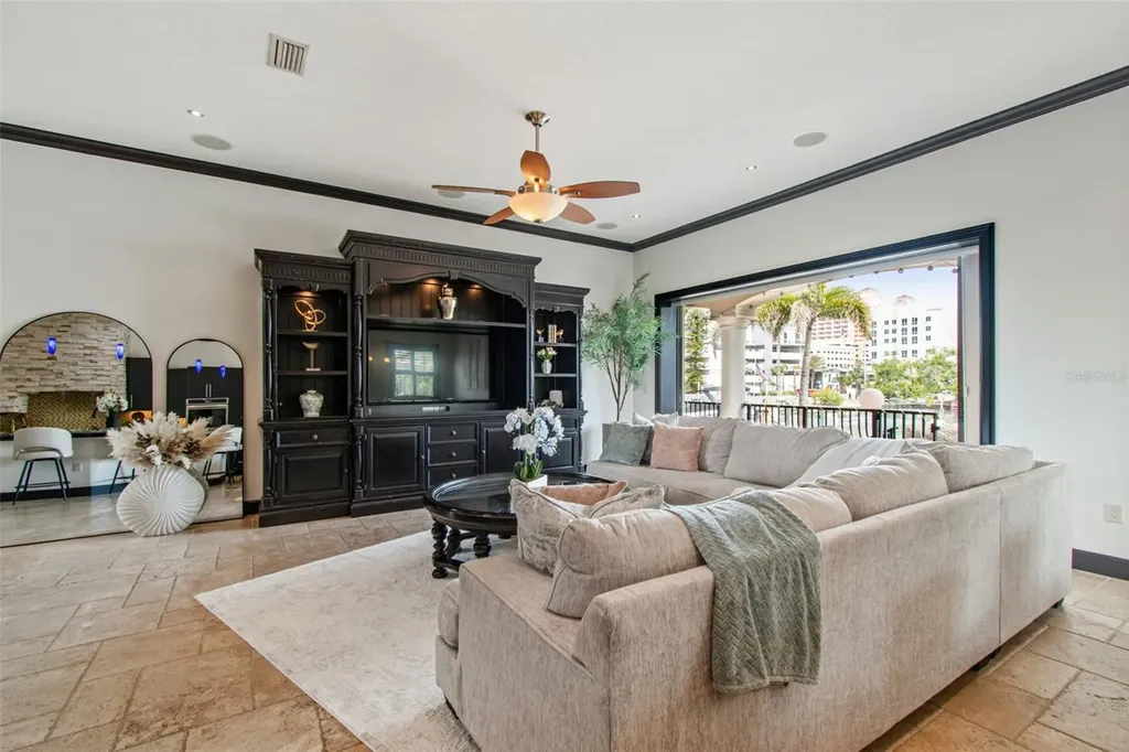 108 Bayside Drive Clearwater Beach FL 33767