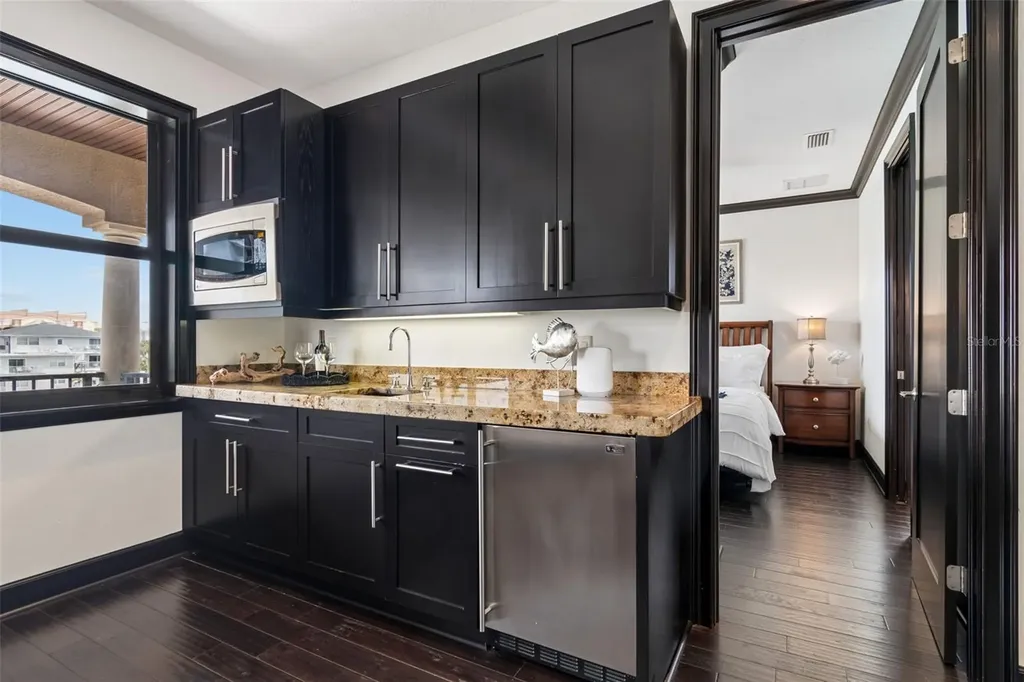 108 Bayside Drive Clearwater Beach FL 33767