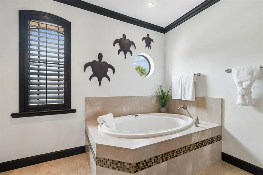 108 Bayside Drive Clearwater Beach FL 33767