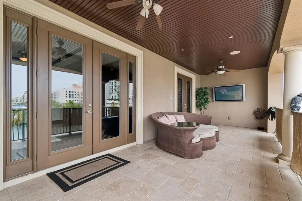 108 Bayside Drive Clearwater Beach FL 33767