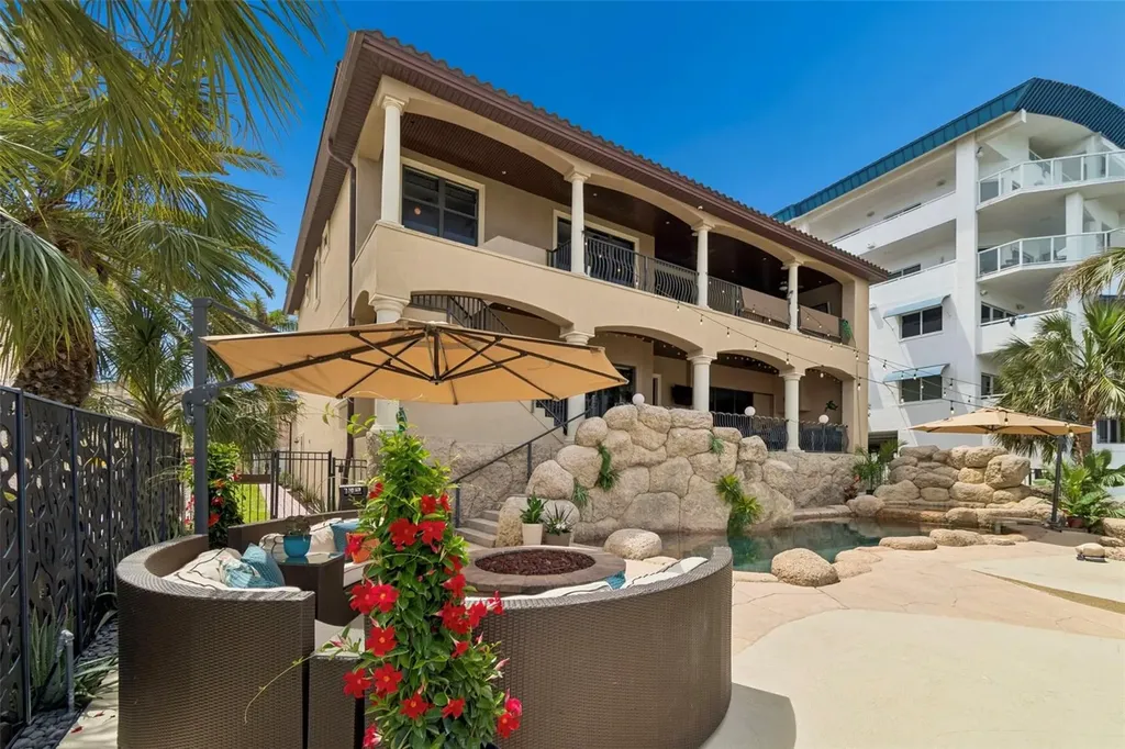 108 Bayside Drive Clearwater Beach FL 33767