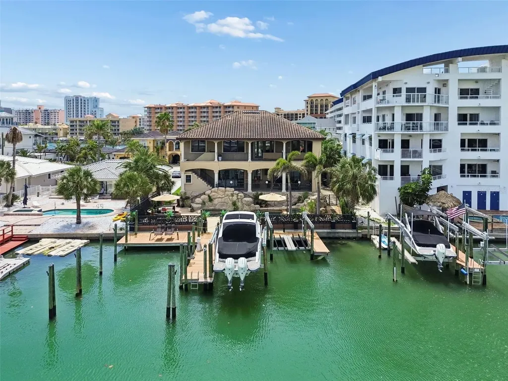 108 Bayside Drive Clearwater Beach FL 33767