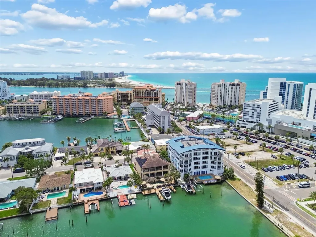 108 Bayside Drive Clearwater Beach FL 33767
