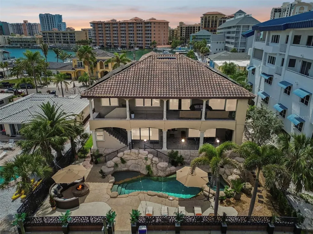 108 Bayside Drive Clearwater Beach FL 33767