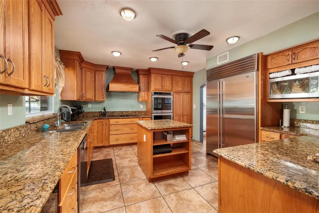 1449 45th Avenue NE St Petersburg FL 33703