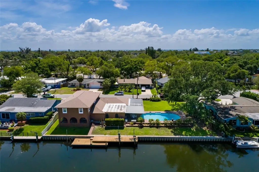 1449 45th Avenue NE St Petersburg FL 33703