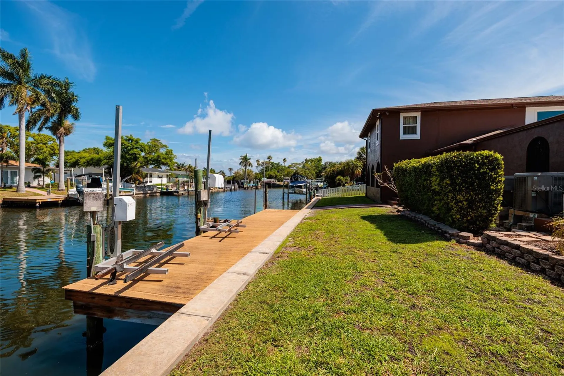 1449 45th Avenue NE St Petersburg FL 33703