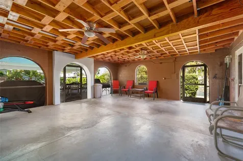 1449 45th Avenue NE St Petersburg FL 33703