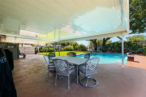 1449 45th Avenue NE St Petersburg FL 33703